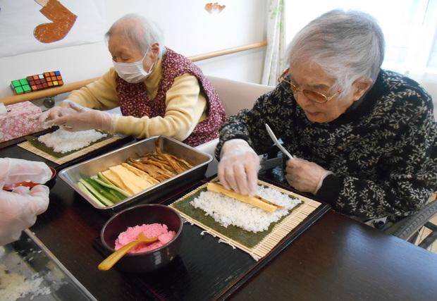 無理なく長く働ける体制です◎